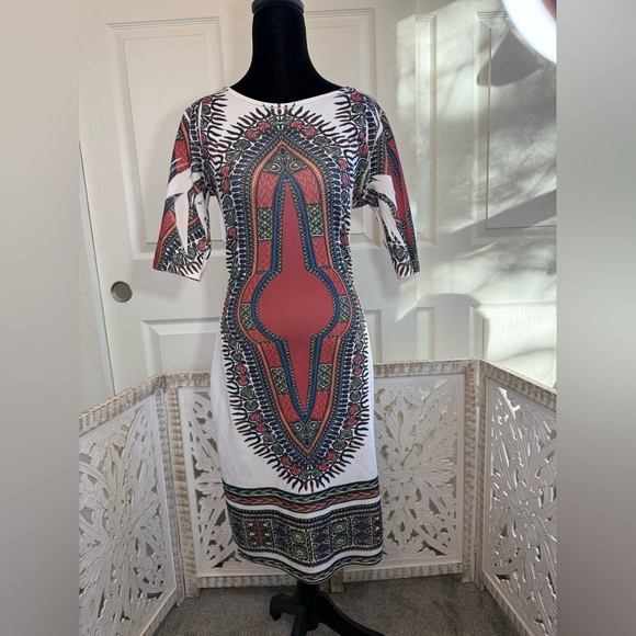Dresses & Skirts - Dashiki African Print Dress. Size Small